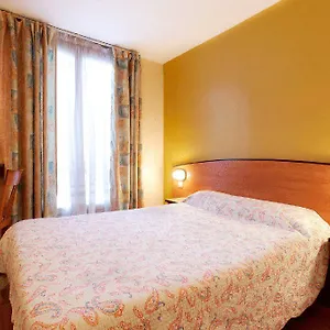 2* Hotel Hibiscus Republique