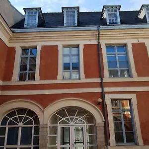 https://lille-centre-parking-prive-gratuit-tres-calme.lillehotels.org